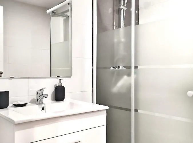 Leyenda De La Cava - Living アパート