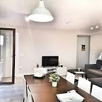 Leyenda De La Cava - Living Apartman *