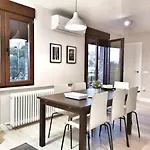 Leyenda De La Cava - Living Apartman