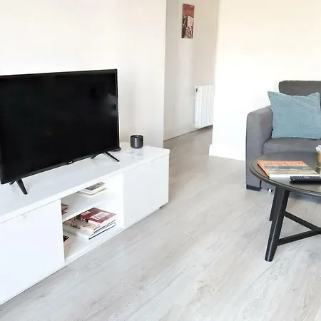 Leyenda De La Cava - Living アパート *