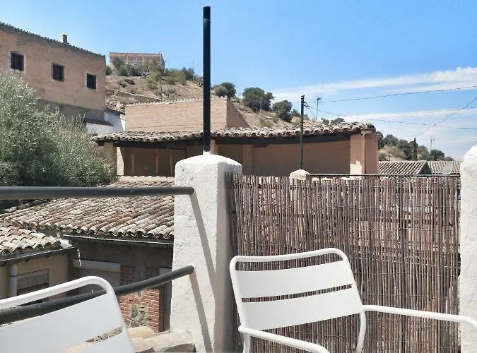 Leyenda De La Cava - Living * Toledo