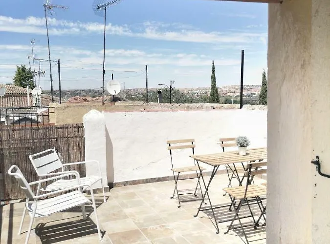 Leyenda De La Cava - Living * Toledo